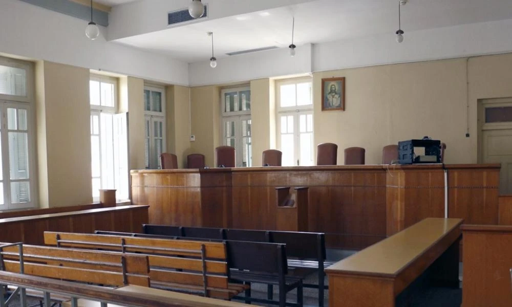 Ηράκλειο: Οικογενειακό δράμα με πρωταγωνιστή 23χρονο – Στη φυλακή ξανά και ξανά για τον ξυλοδαρμό της μητέρας του